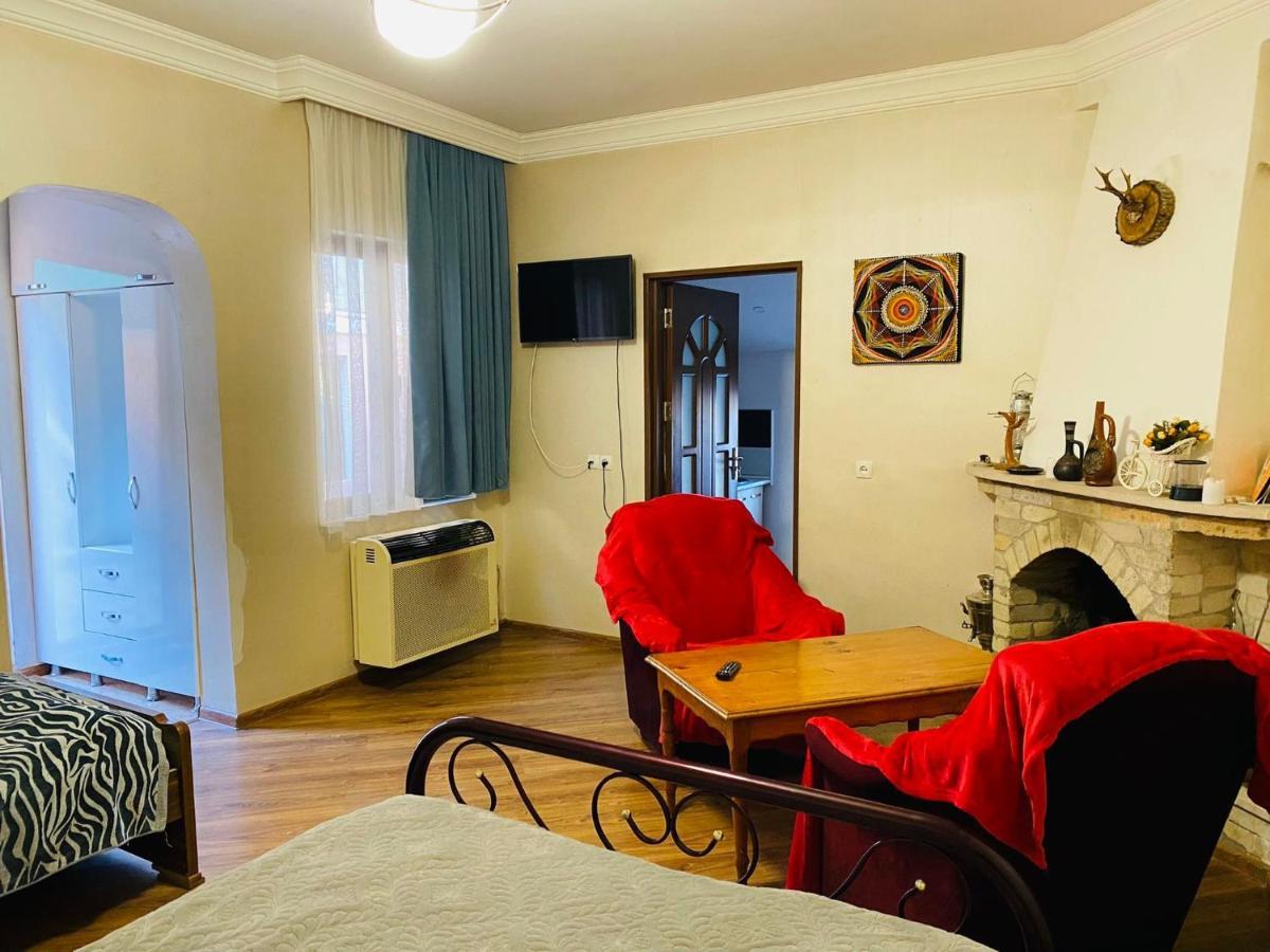 Guest House Khatuna Боржоми Екстериор снимка