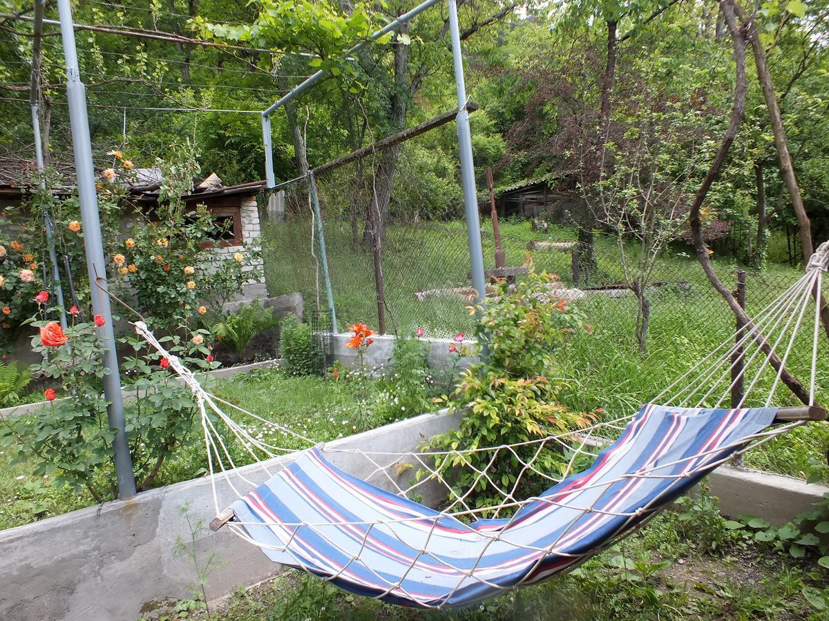 Guest House Khatuna Боржоми Екстериор снимка