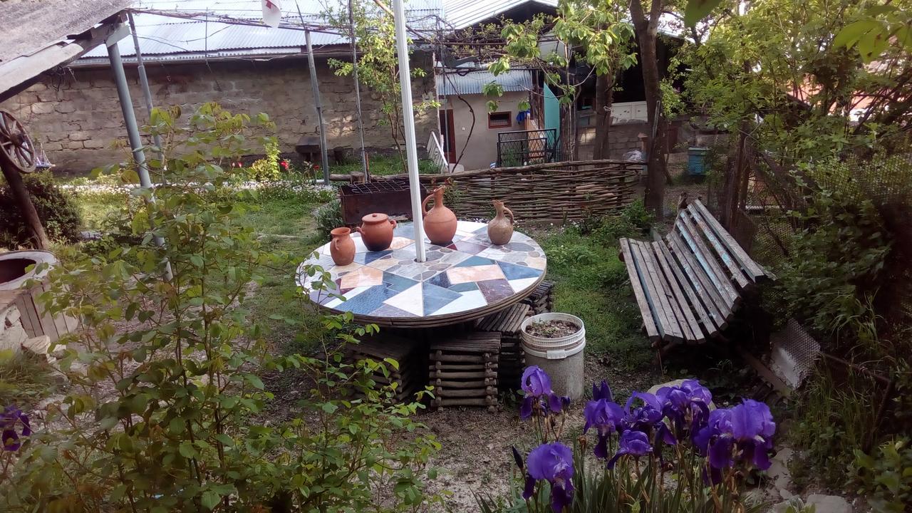 Guest House Khatuna Боржоми Екстериор снимка