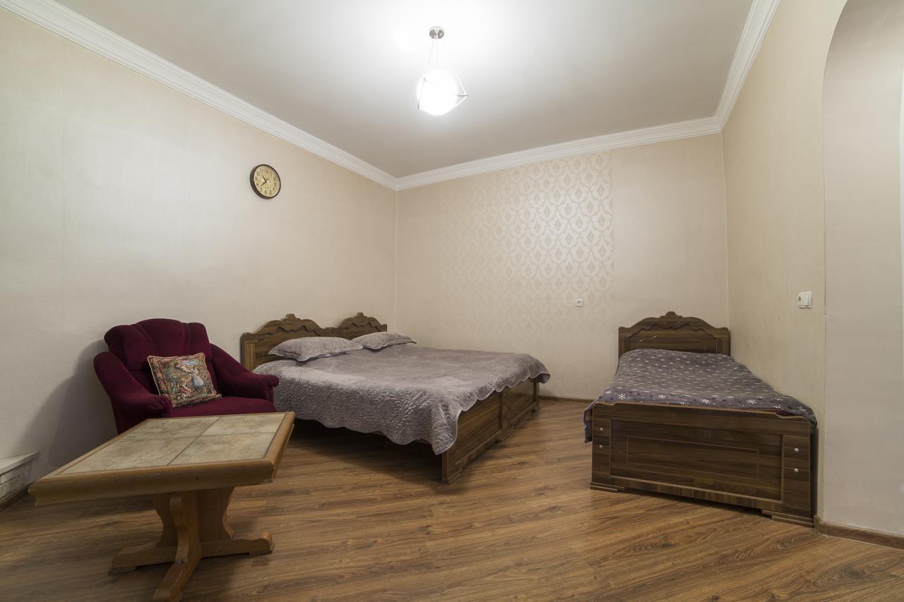 Guest House Khatuna Боржоми Екстериор снимка