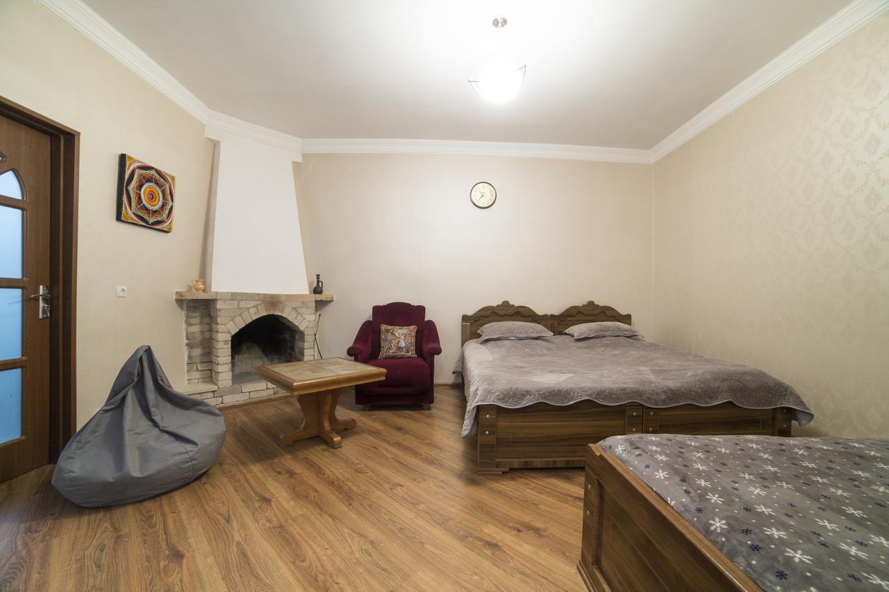 Guest House Khatuna Боржоми Екстериор снимка