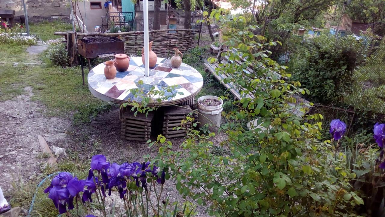 Guest House Khatuna Боржоми Екстериор снимка